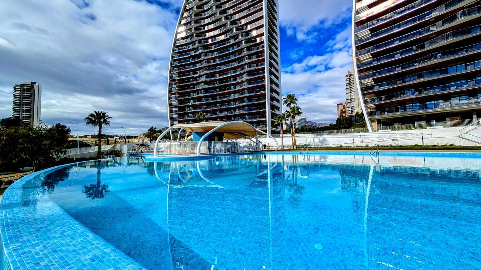 Sunset Waves Sea View Apartments Benidorm Exterior foto